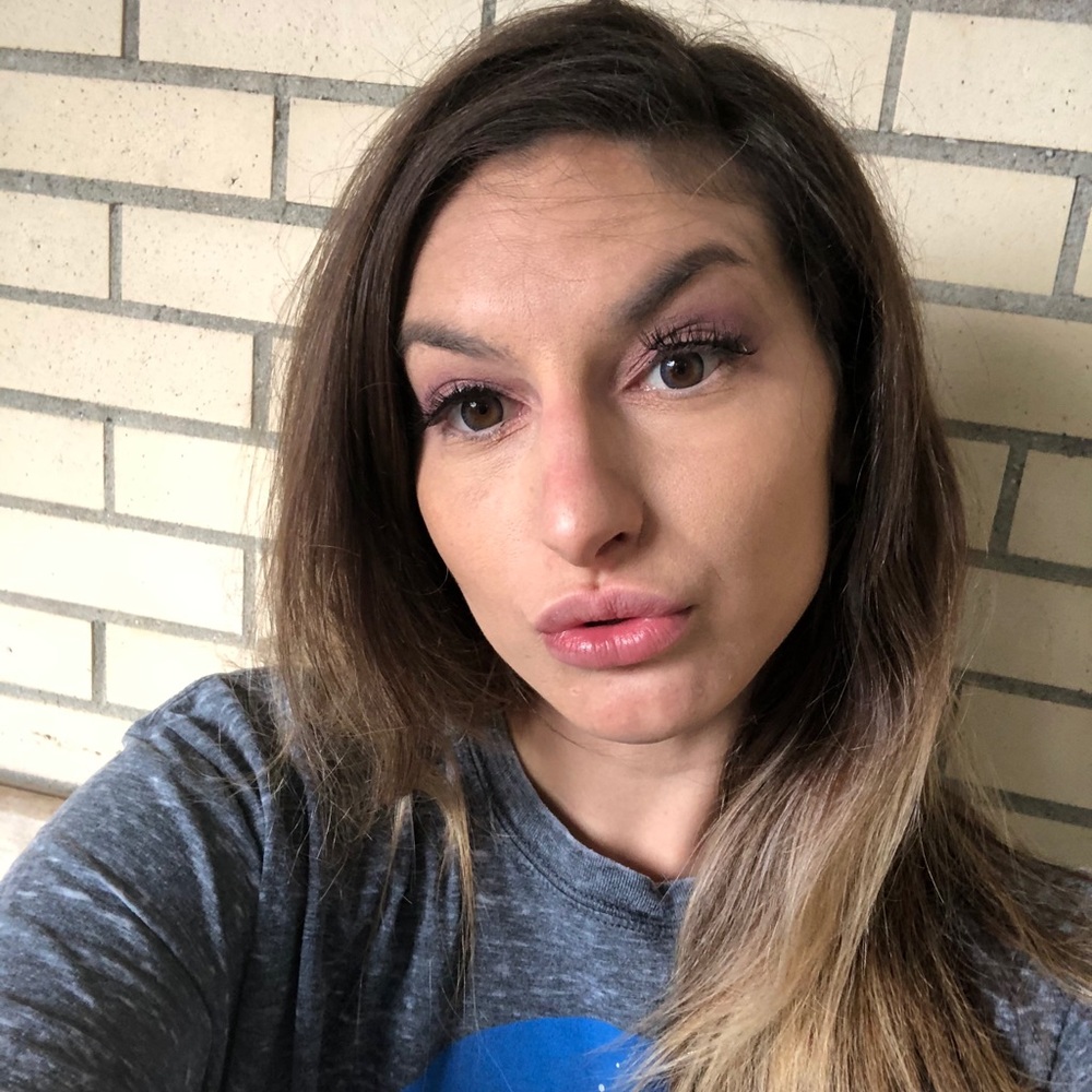 Meet your Posher, Paige